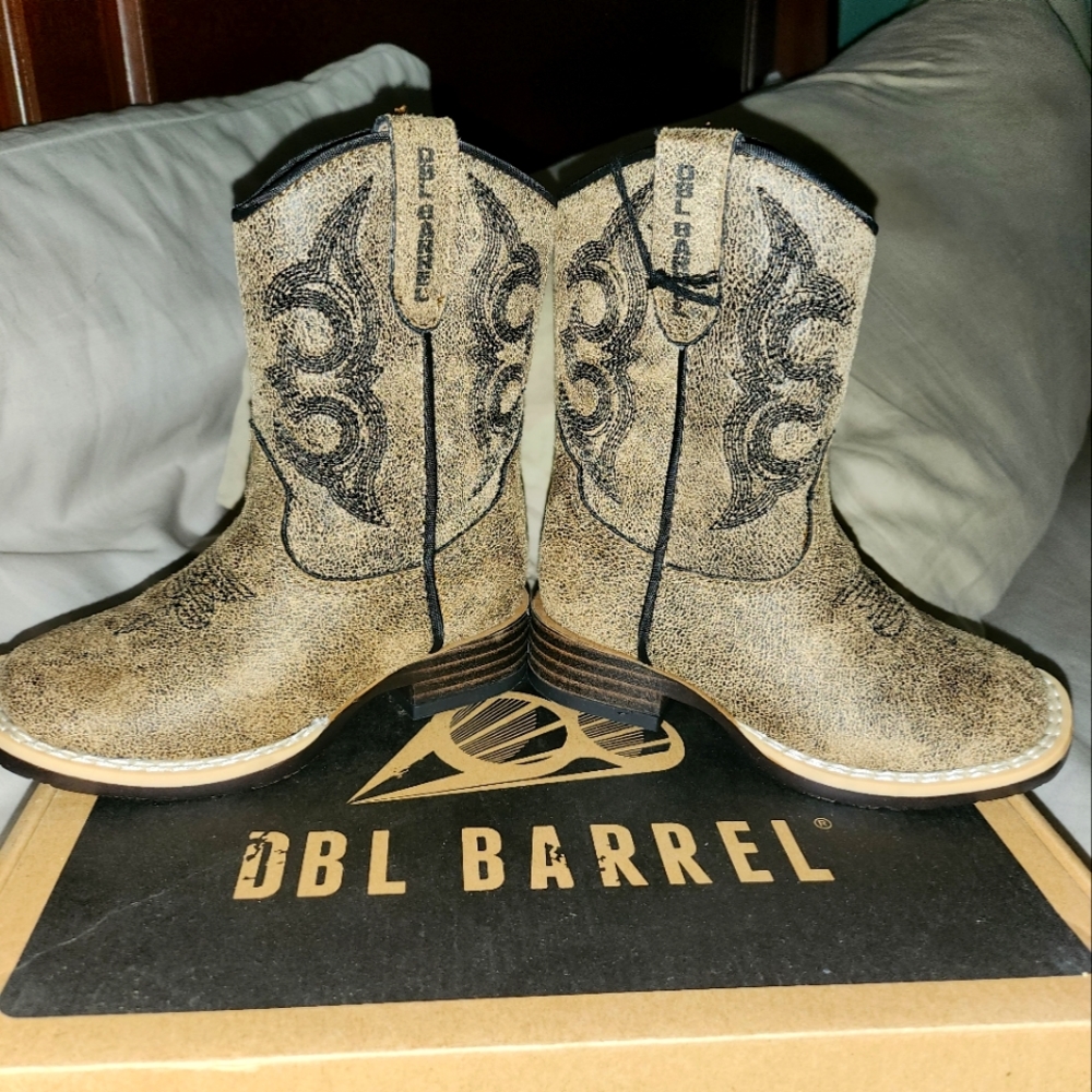 Dbl Barrel cowboy boots toddler size 6